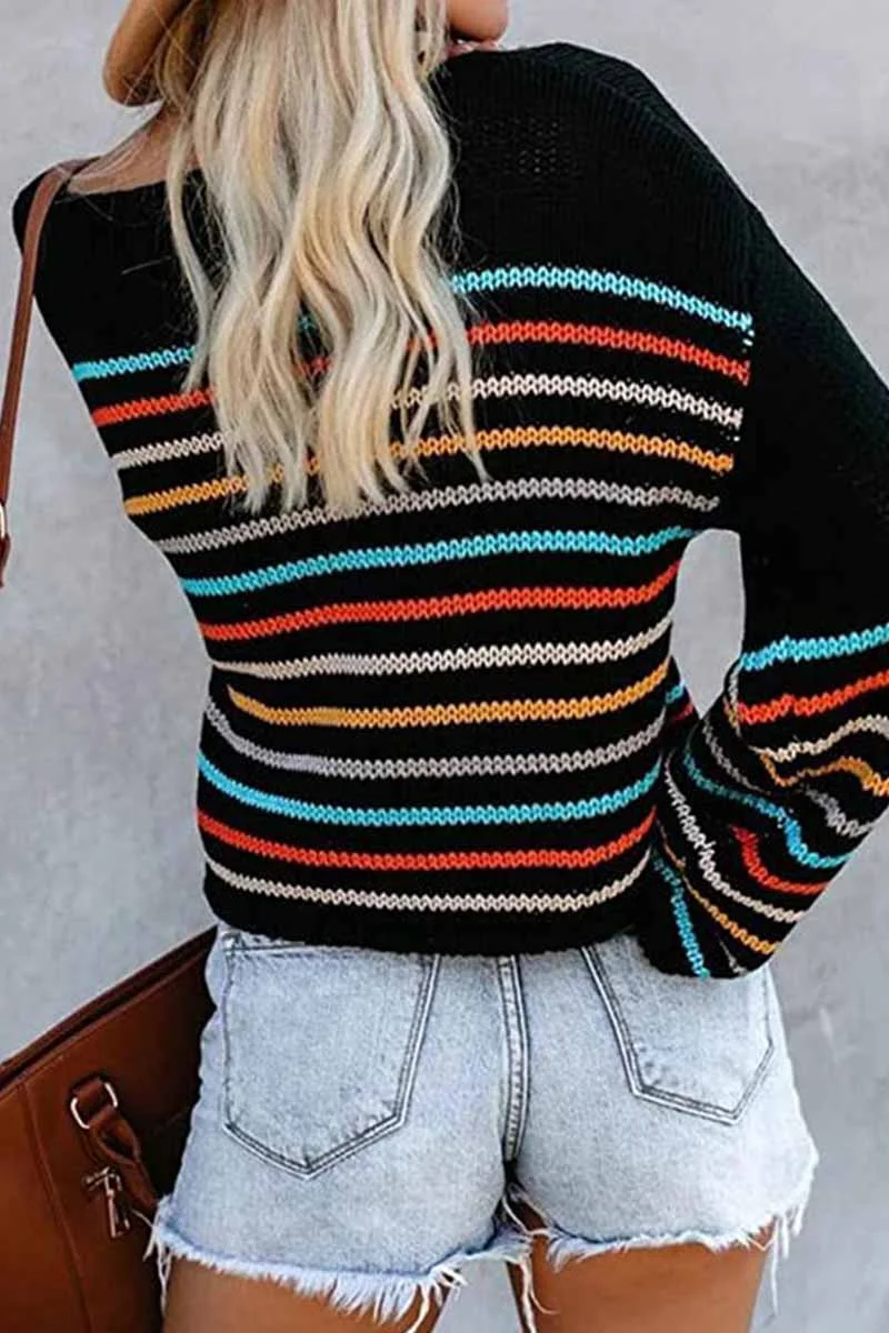 Einzigartiger One-Neck Pullover mit Buntmuster für Trendbewusste Frauen