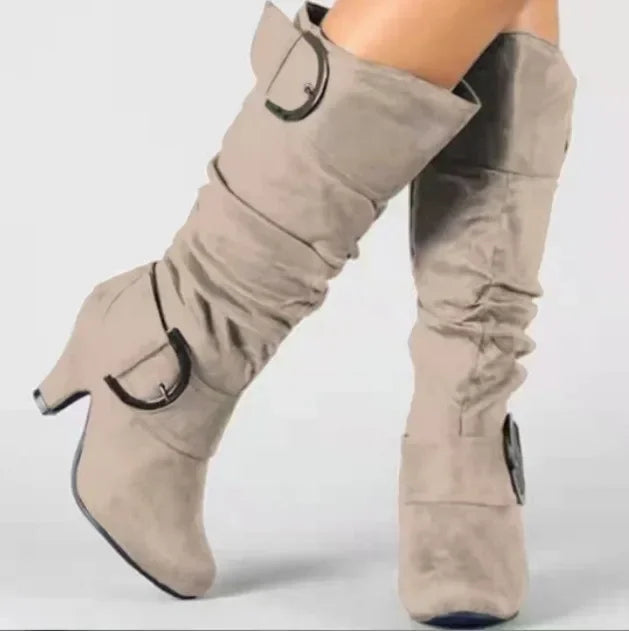 Modische Absatzstiefel für Damen – idealer Mix aus Stil und Eleganz